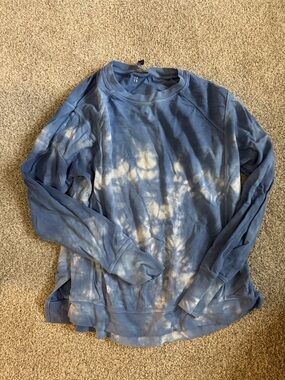 Sweaty Betty Blue Tie-Dye Long Sleeve Pullover
